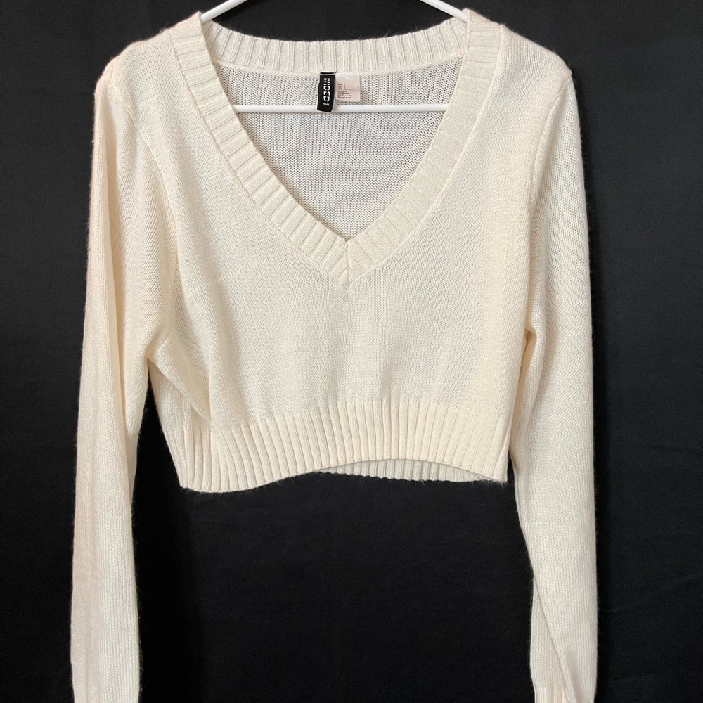 cream colored, long sleeve, cropped sweater